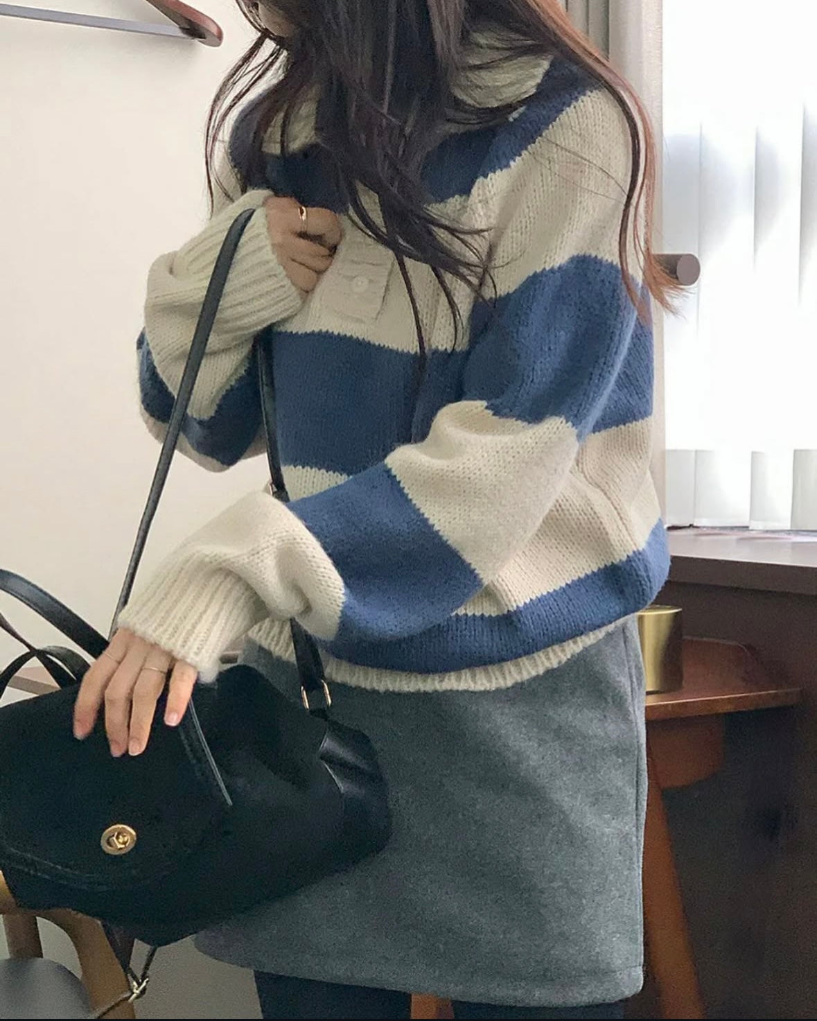 Collar knit stripe sweater