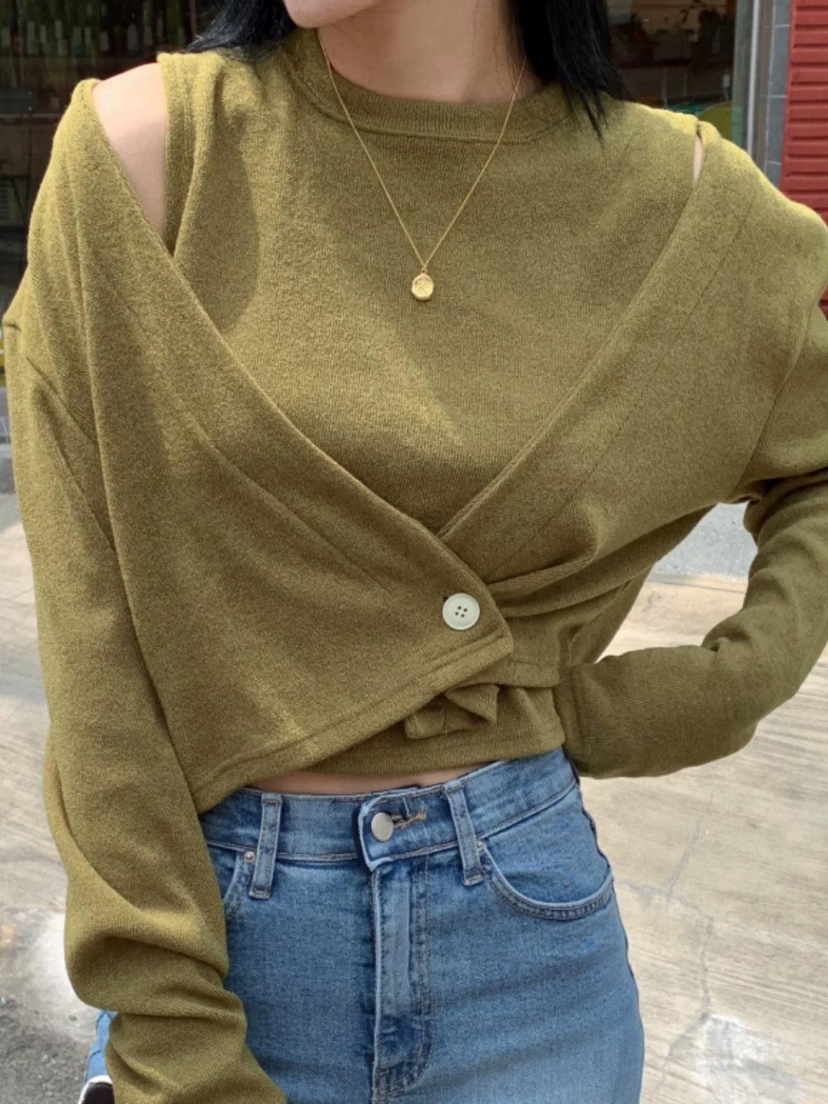 2 piece irregular off-shoulder cardigan